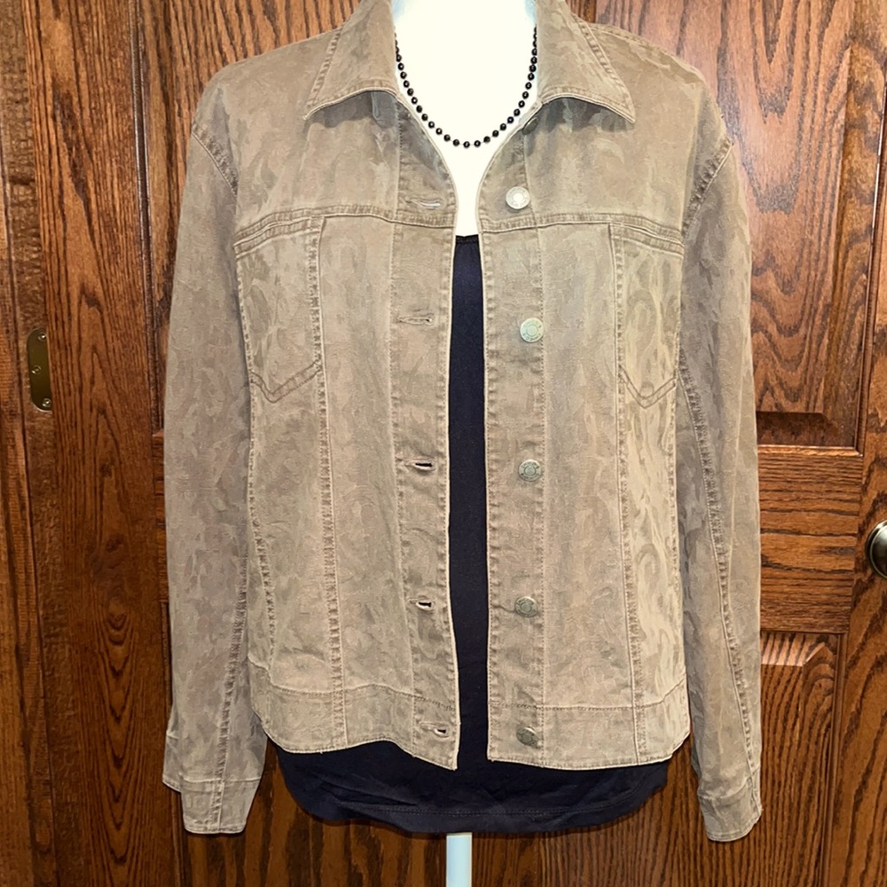 Chico’s army green patterned jean jacket - Picture 2 of 7